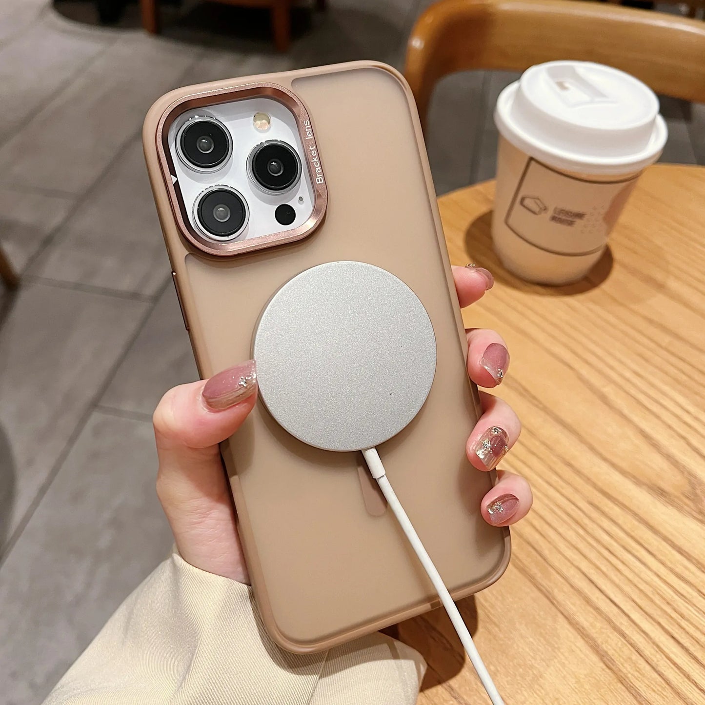 肌肤感镜头支架磁吸手机壳 iPhone13-16 ProMax