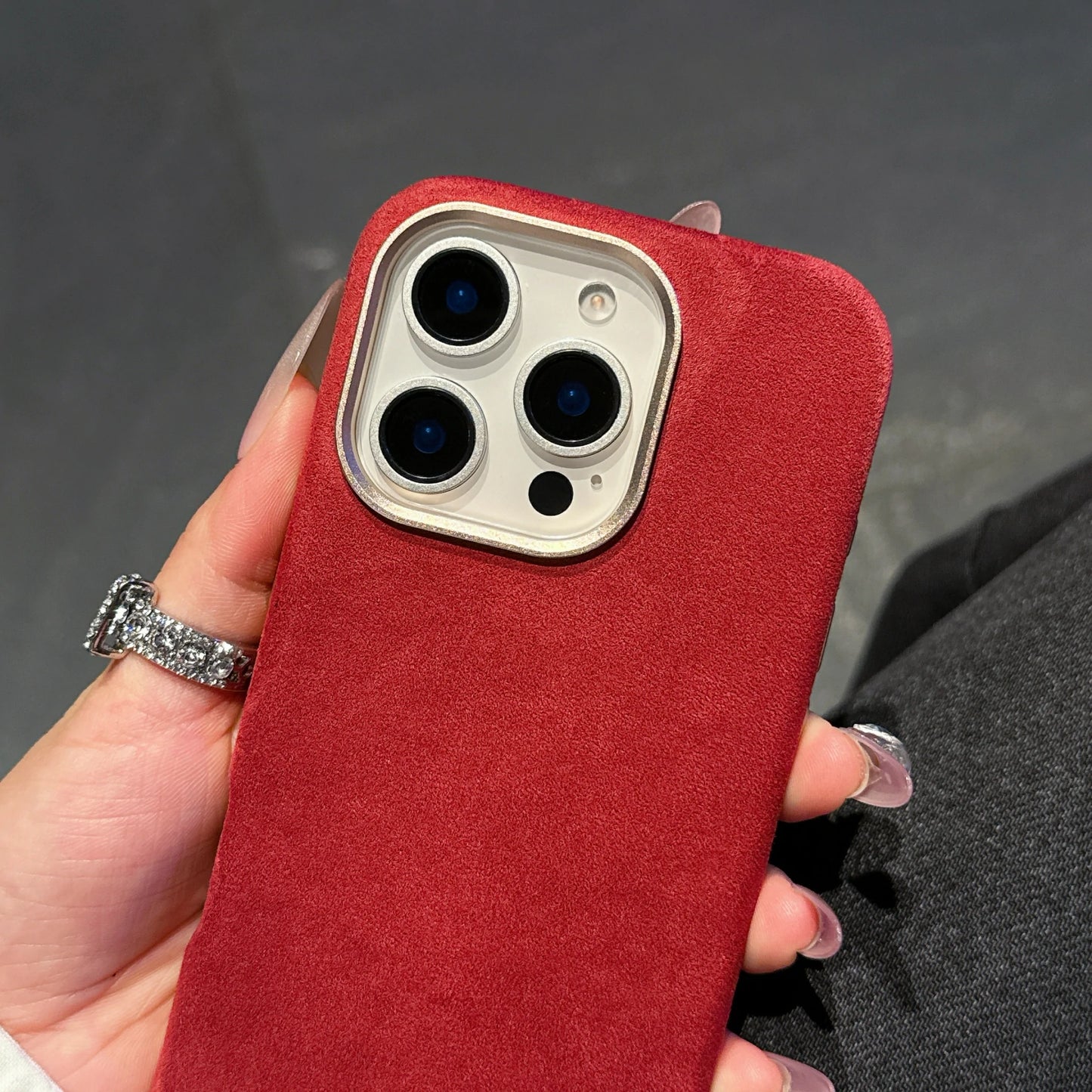 源于意大利工艺全包款磁吸手机壳 iPhone 13-16 Pro Max